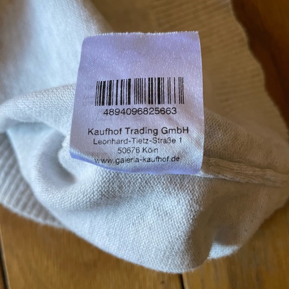 XL Redwood Off White Crewneck - Picture 4 of 10